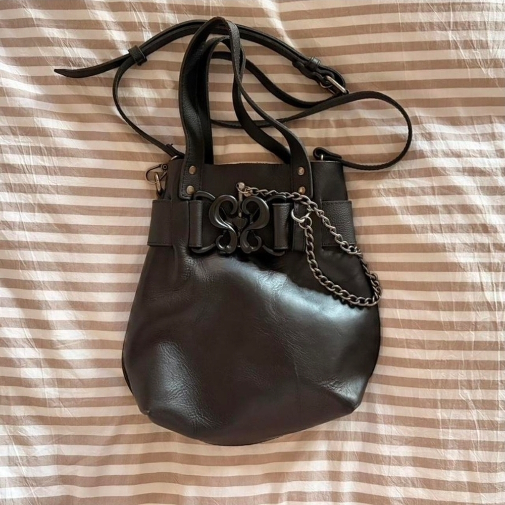 Elegant Black Leather Women's Bag
